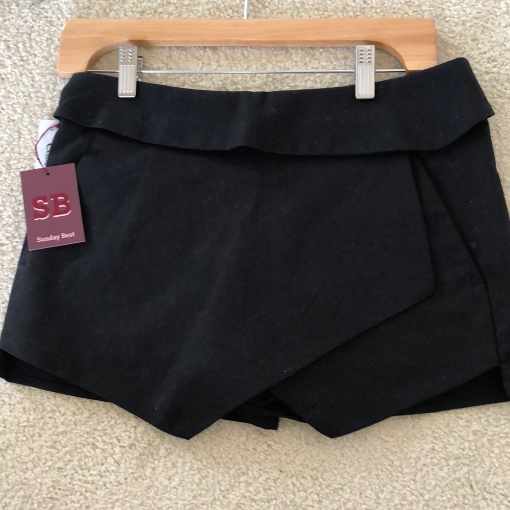 Skort